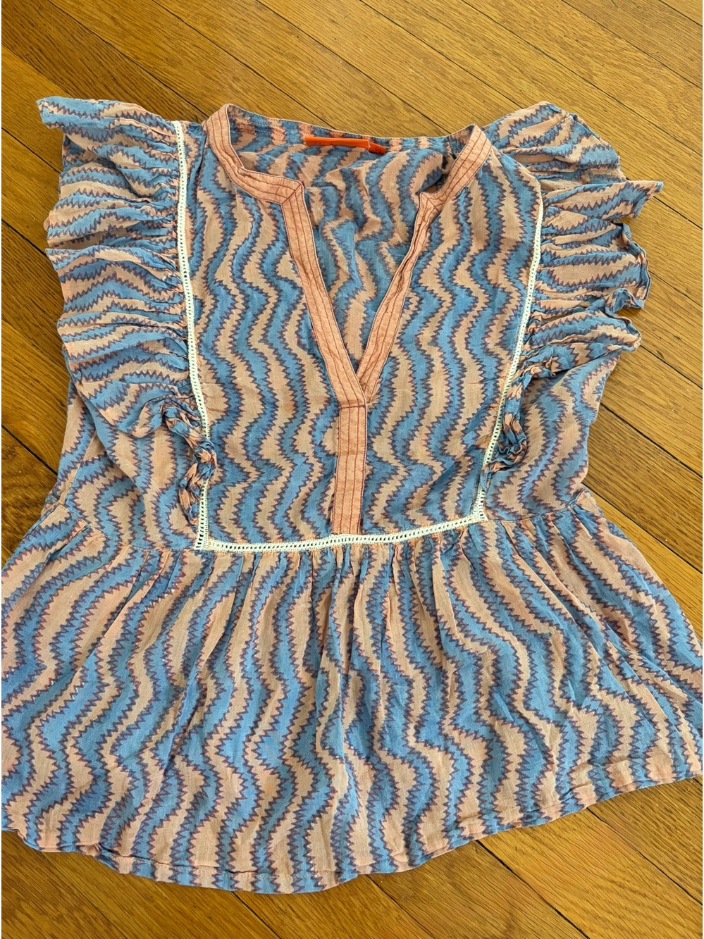 Oliphant XS Blue-Peach Wave Flirty top. $168 list price.